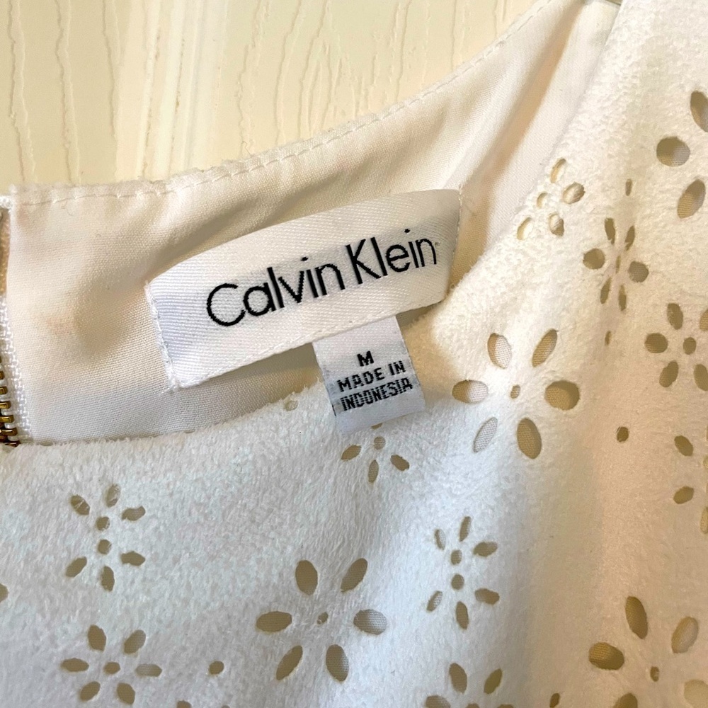 Calvin Klein white top size Medium